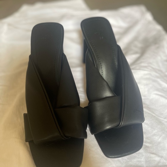 H&M Twisted heel Mule slides - Picture 4 of 5